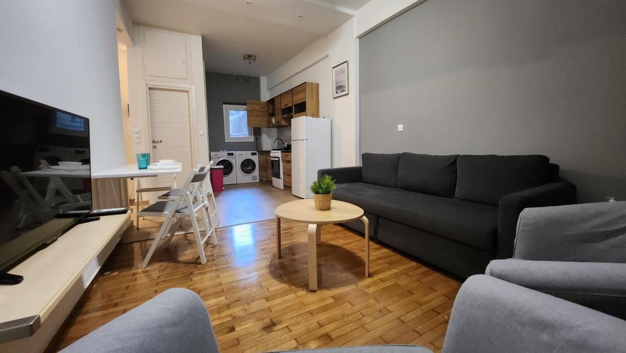 Cozy In Neos Kosmos By Zain Apartment